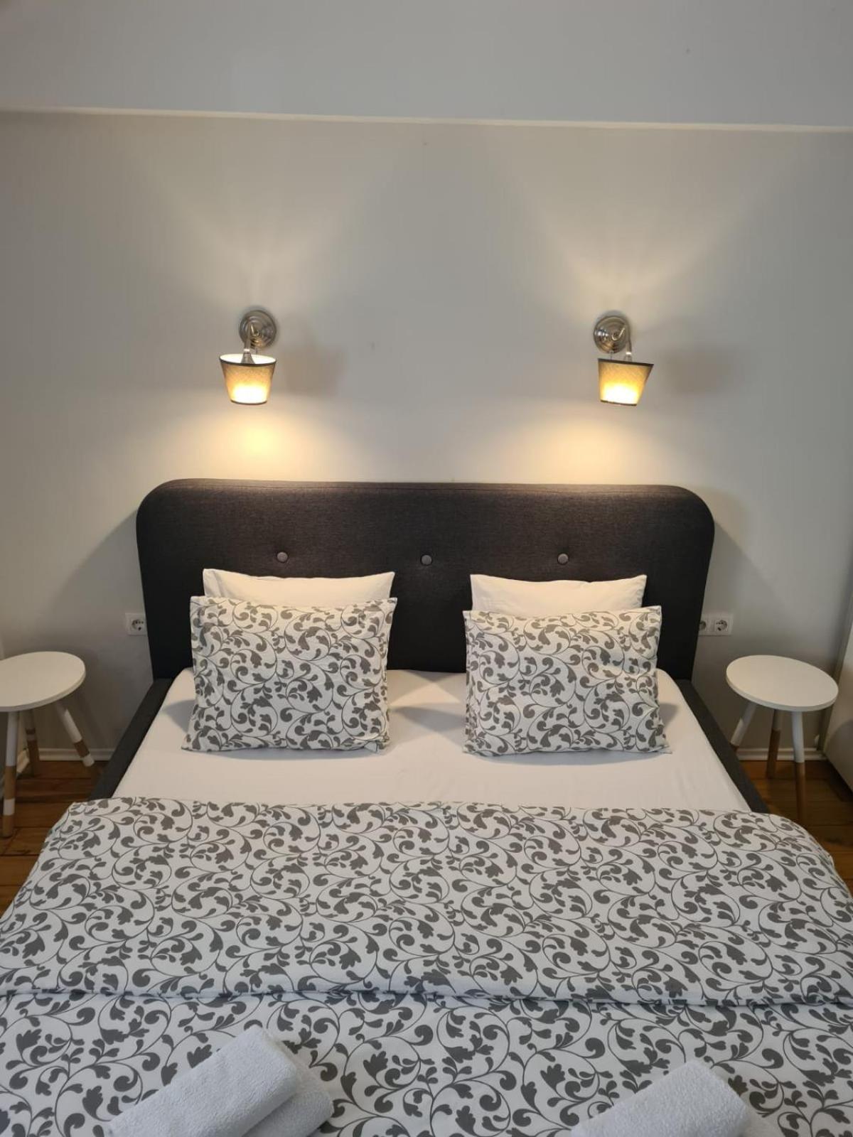 Max'S Downtown Oasis Apartment ซาดาร์ ภายนอก รูปภาพ