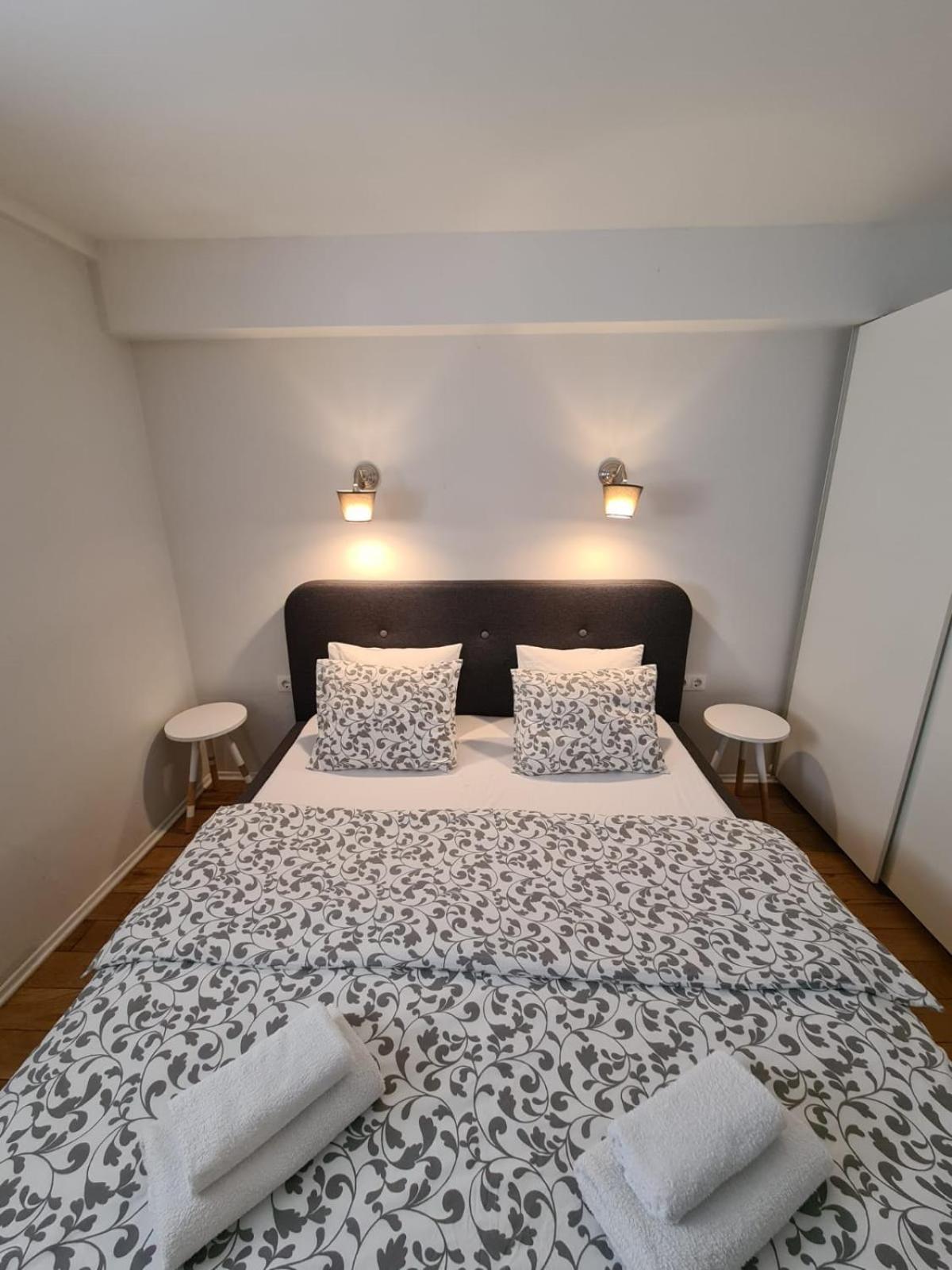 Max'S Downtown Oasis Apartment ซาดาร์ ภายนอก รูปภาพ